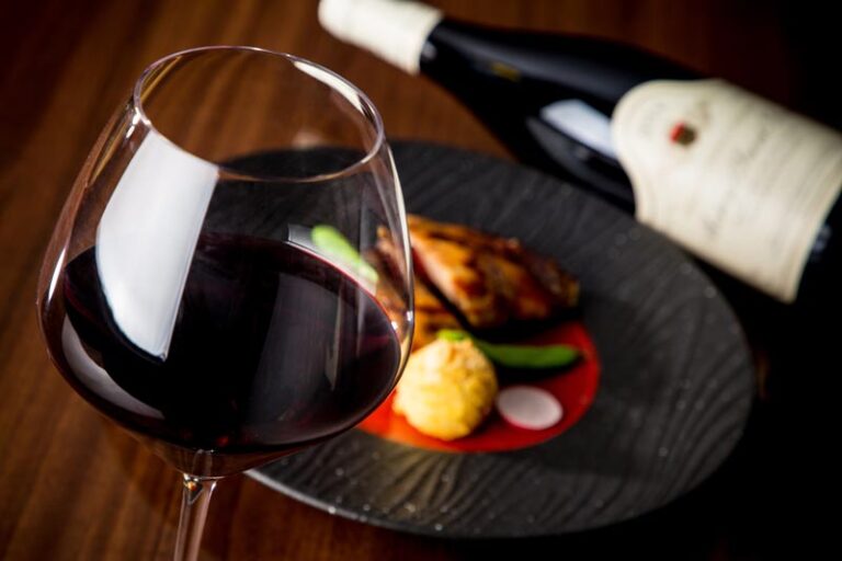 ホテルノイシュロス小樽 創作フレンチ