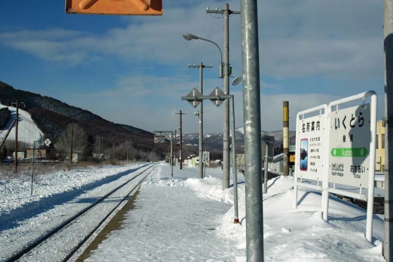 幾寅駅ホーム