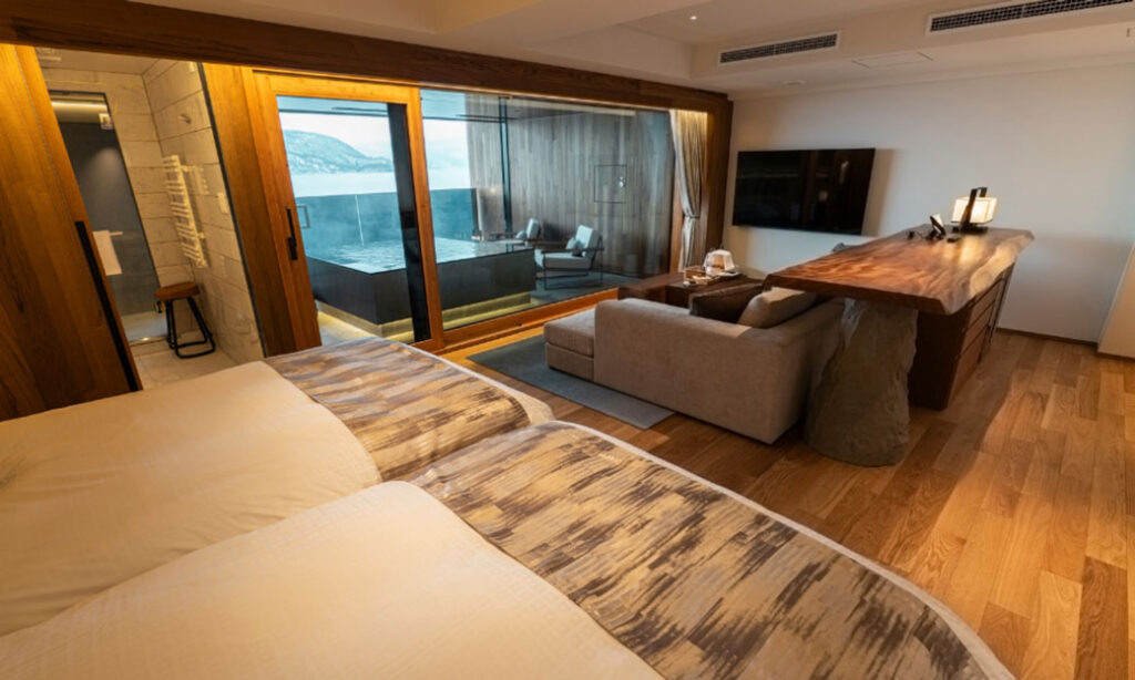 BOUROU LAKE TOYA スイート