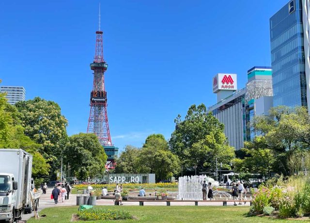 大通公園から見える丸井今井札幌本店